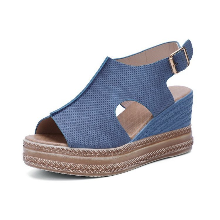 Sandales à bout ouvert , à talons compensés et à boucle