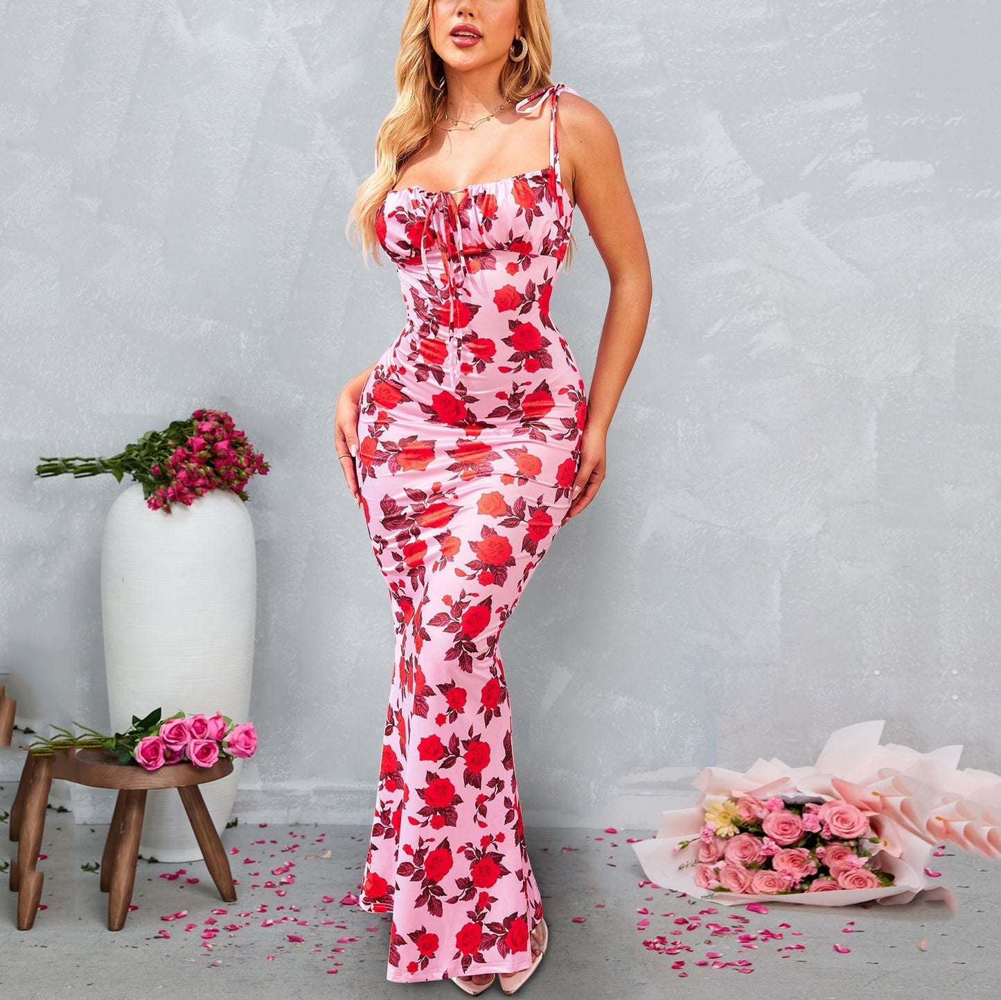 Robe avec Fleurs : Bretelles et Taille Cintrée