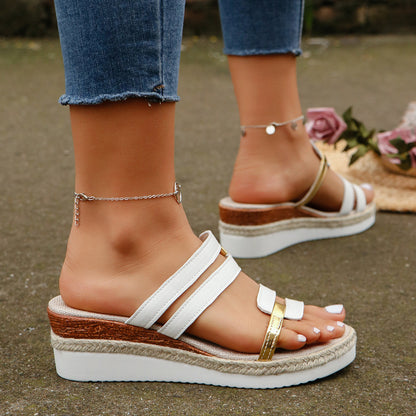 Sandales compensées à brides color-block